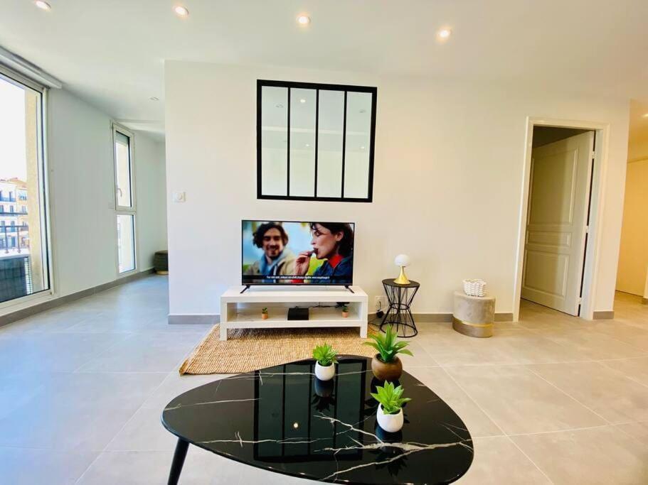 "Royal" Magnifique Appartement Avec Vue Sur Le Cadre Royal Sète Exteriör bild